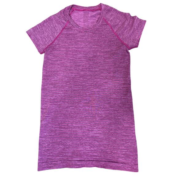 Lululemon Swiftly Tech Short Sleeve 2.0 Wee Are From Space Sonic Pink Size 4 - Picture 2 of 6